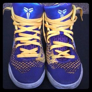 Kobe 9 Lakers